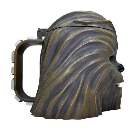 Star Wars The Force Awakens CHEWBACCA Flip-Top‎ Cup / Mug: Disney Parks Souvenir - Picture 3 of 9